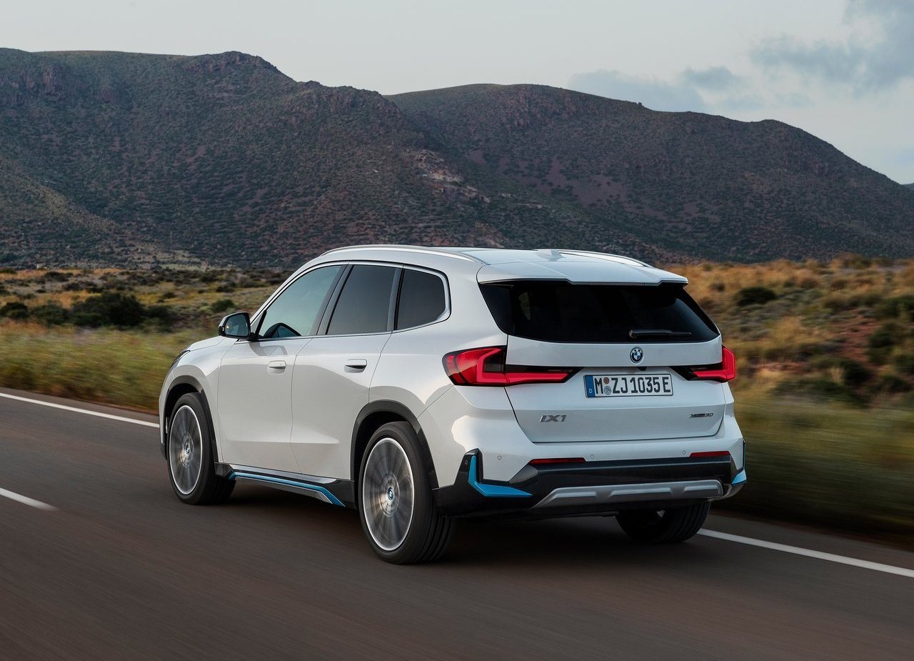 2023 - BMW iX1, foto 72