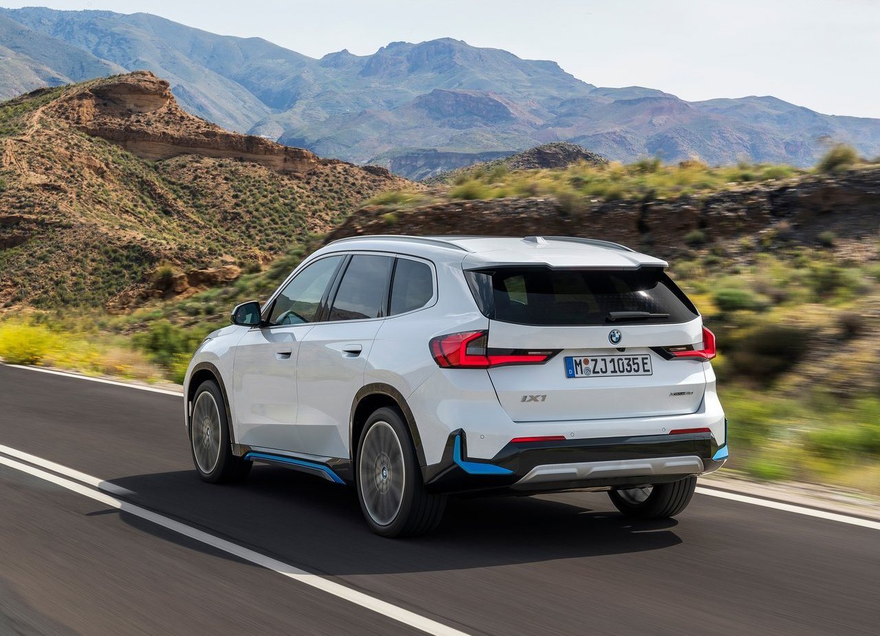 2023 - BMW iX1, foto 73