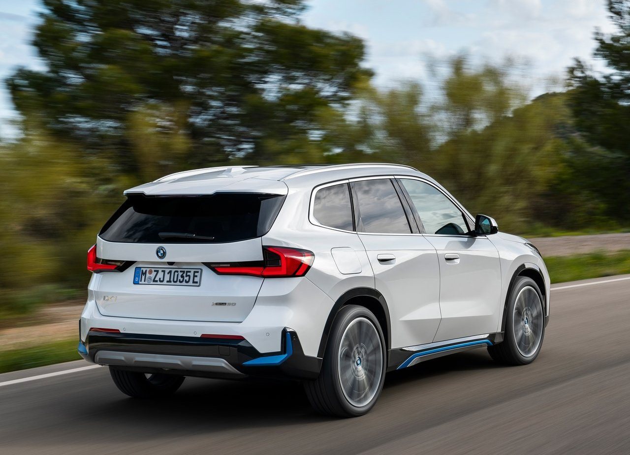 2023 - BMW iX1, foto 77