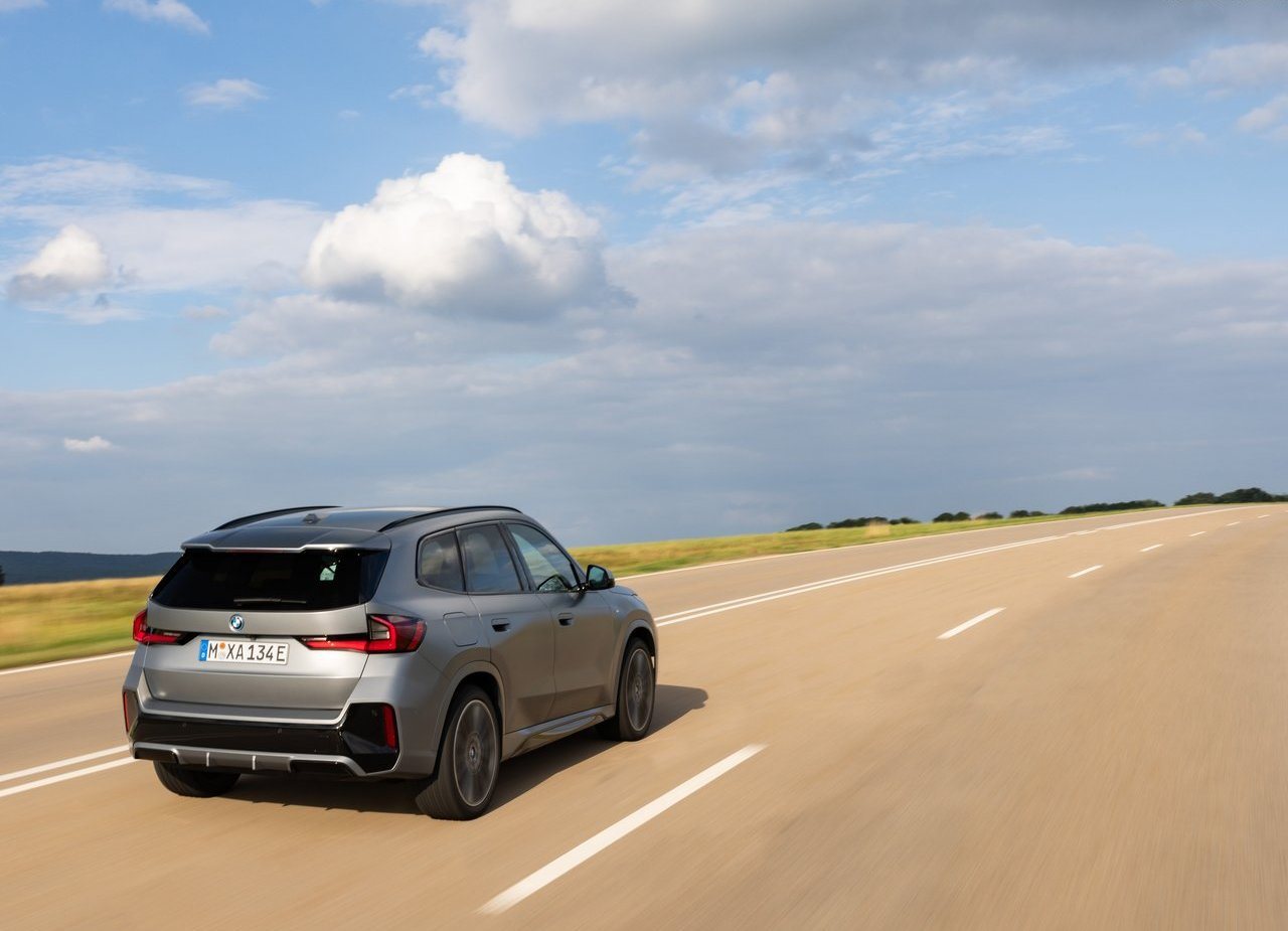 2023 - BMW iX1, foto 81