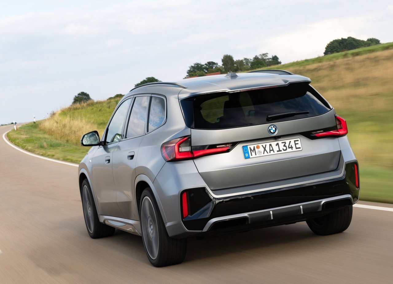 2023 - BMW iX1, foto 83