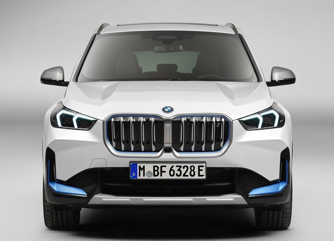 2023 - BMW iX1, foto 99