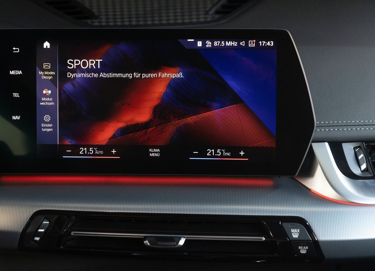 2023 - BMW iX1, foto 120