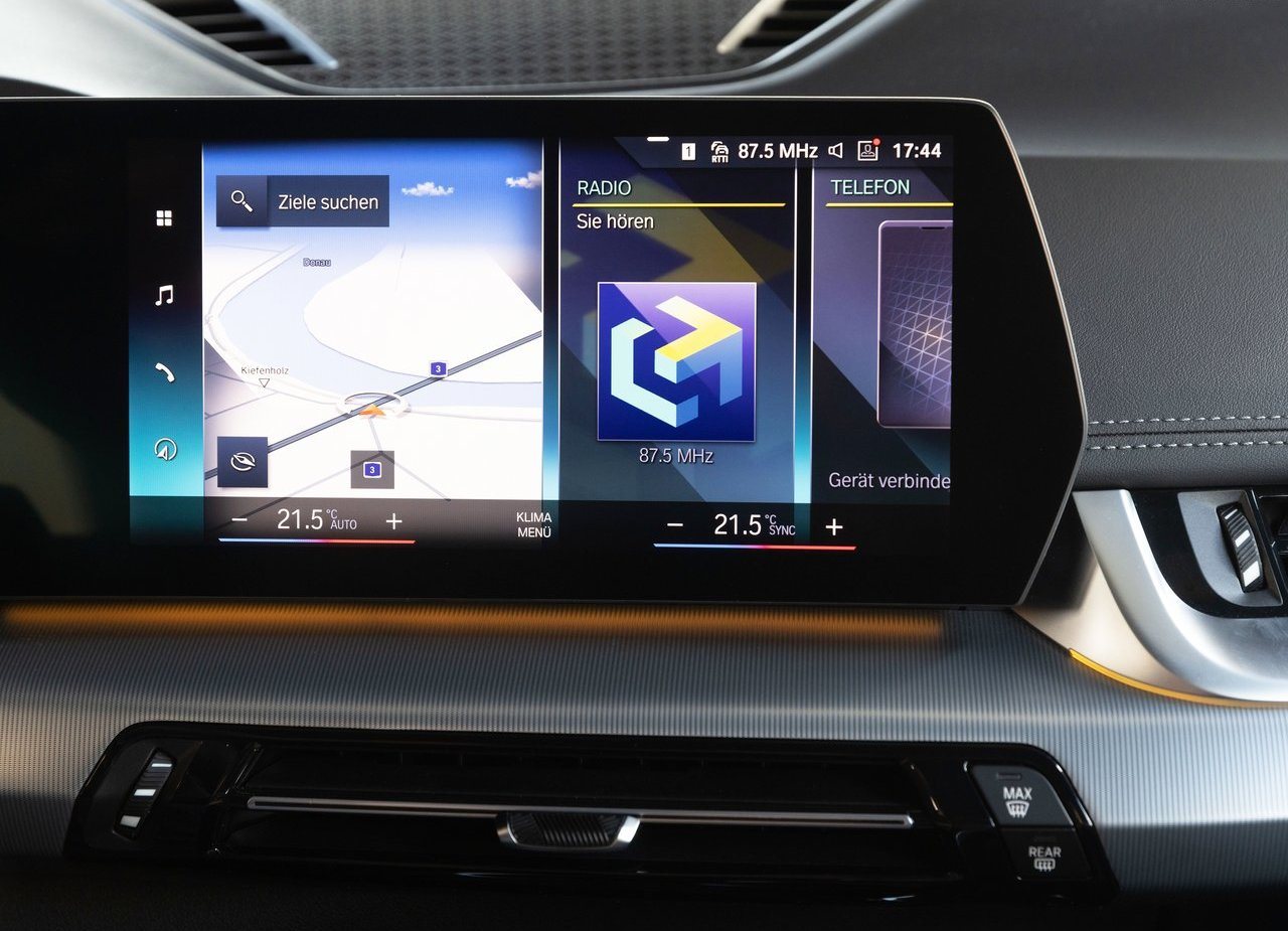 2023 - BMW iX1, foto 123