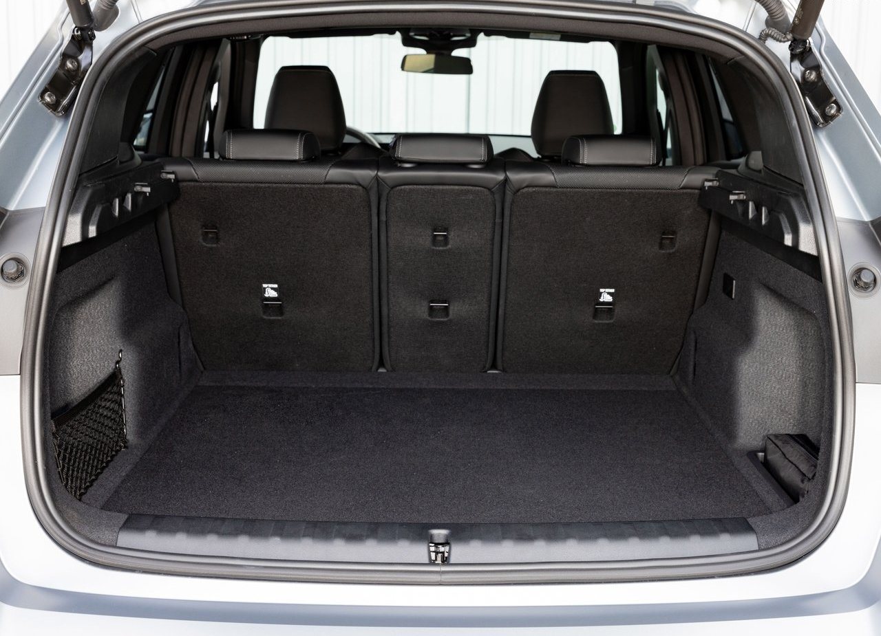 2023 - BMW iX1, foto 126