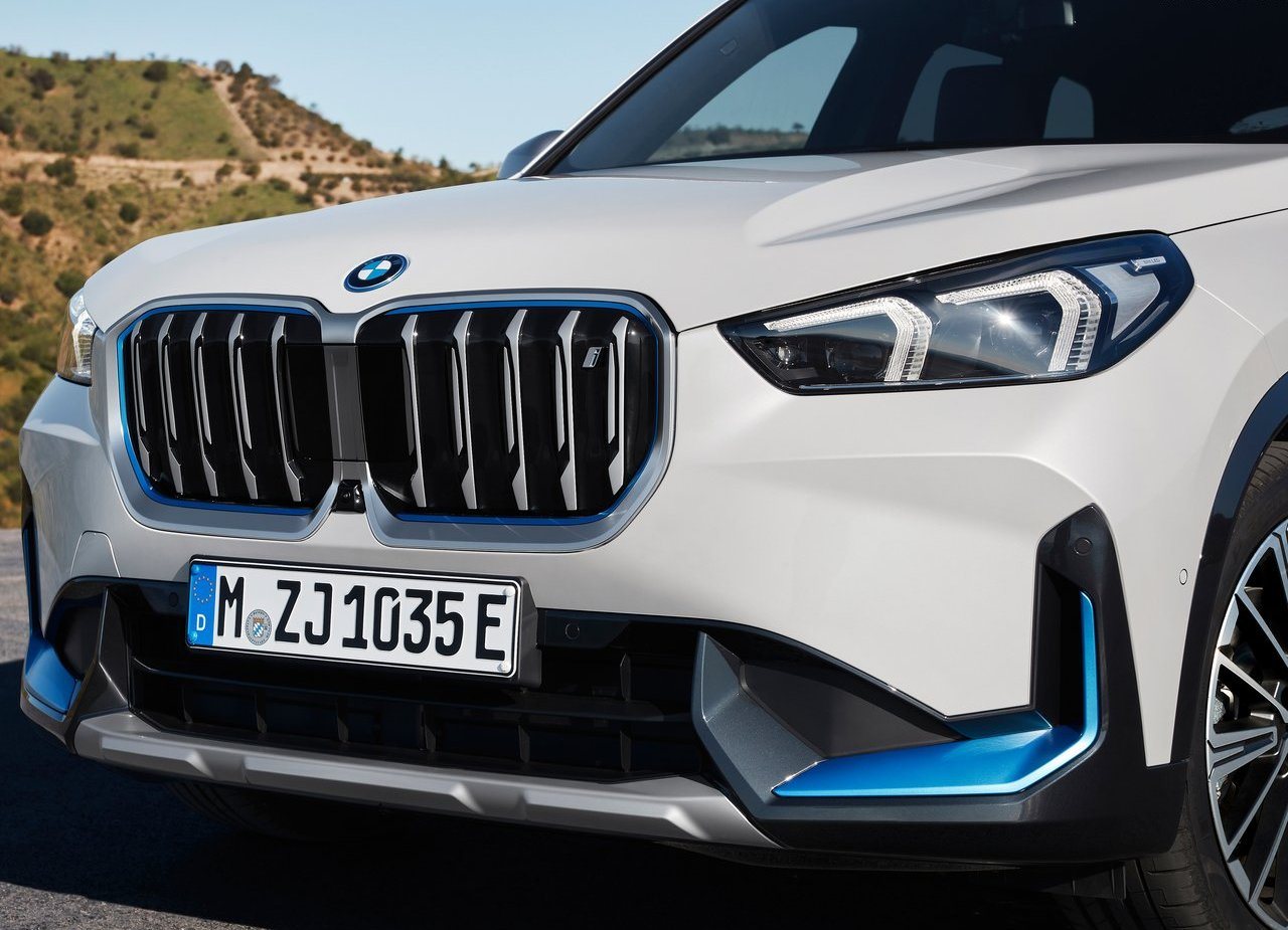 2023 - BMW iX1, foto 130