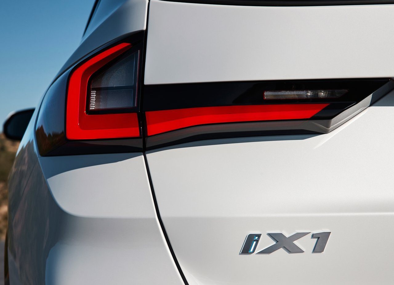 2023 - BMW iX1, foto 137