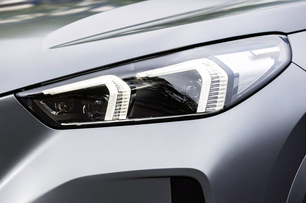 2023 - BMW iX1, foto 149