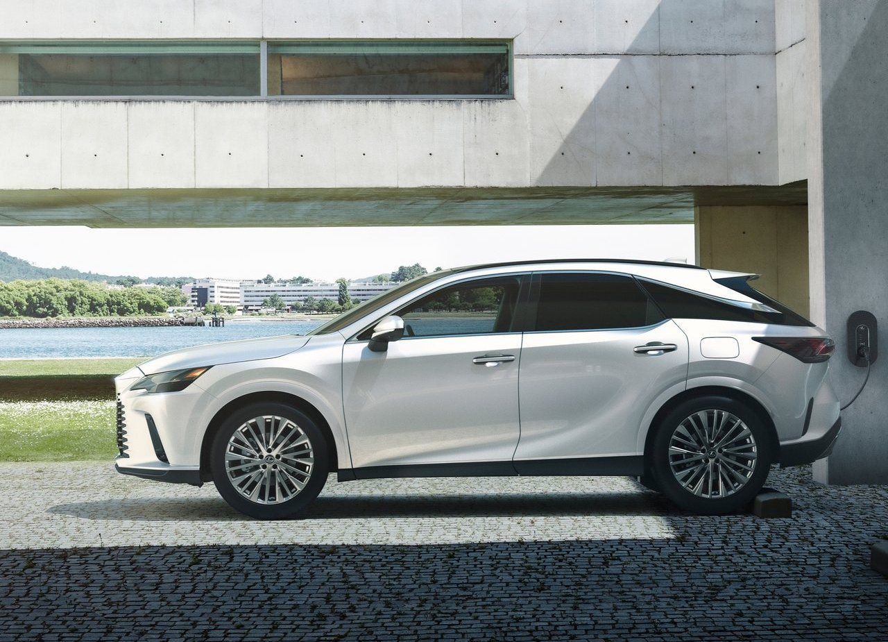 2023 - LEXUS RX, foto 11
