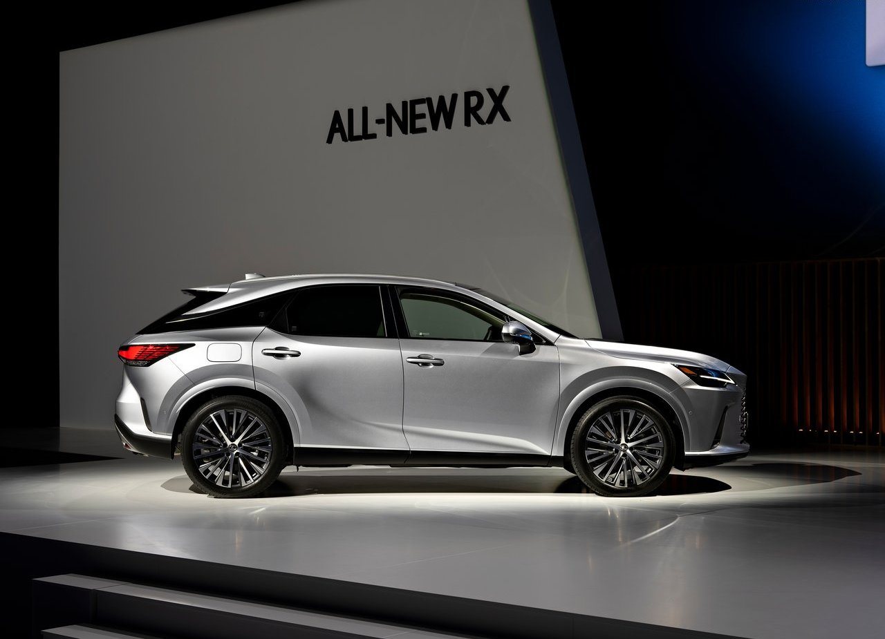 2023 - LEXUS RX, foto 31