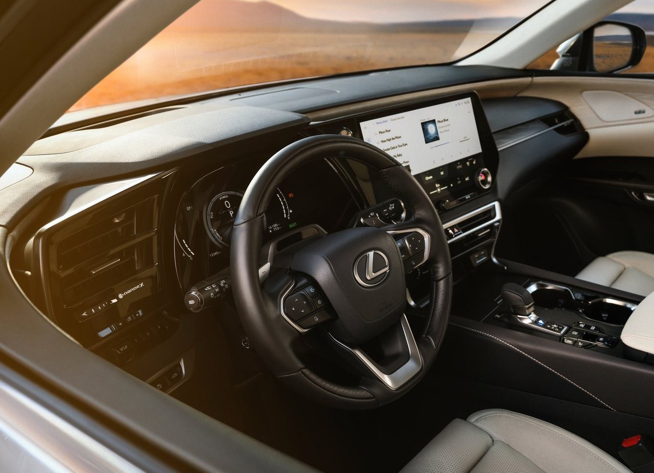 2023 - LEXUS RX, foto 43