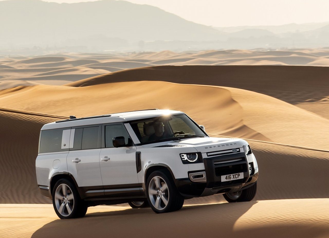 LAND ROVER DEFENDER 130, foto 1