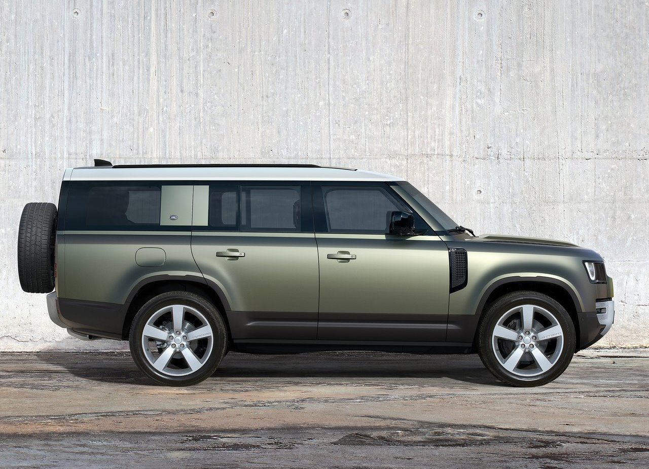 LAND ROVER DEFENDER 130, foto 21