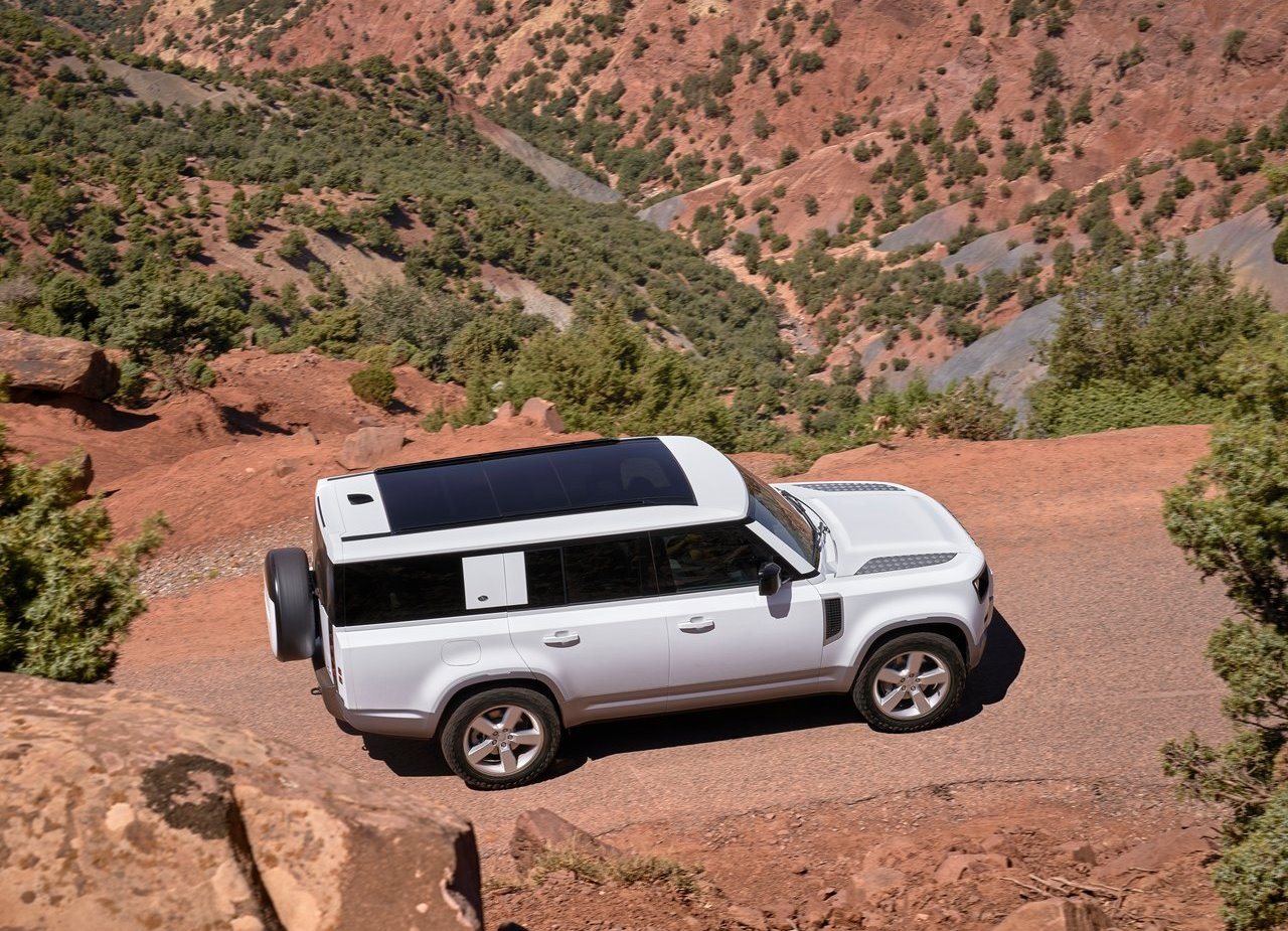LAND ROVER DEFENDER 130, foto 22