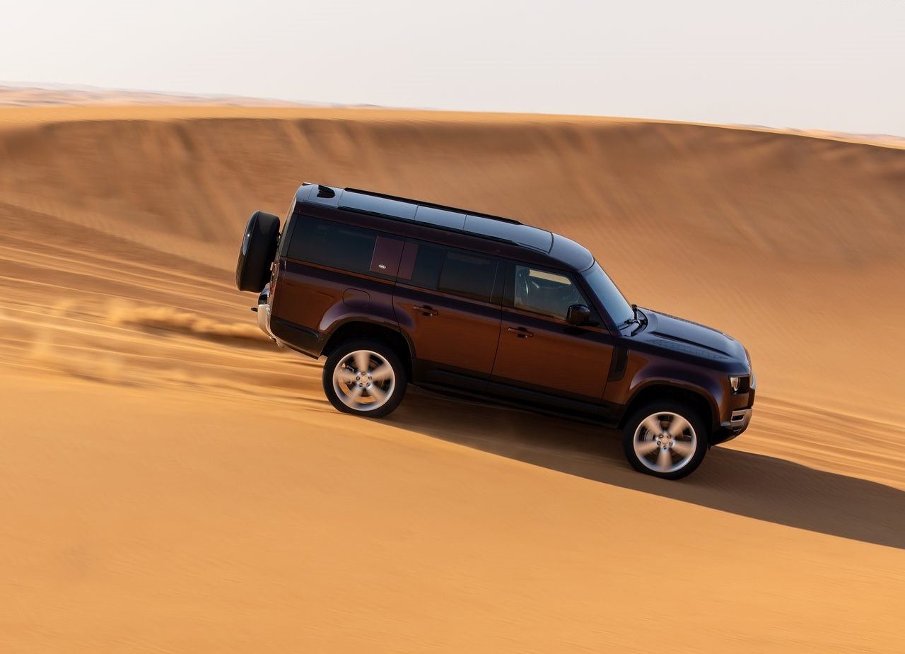 LAND ROVER DEFENDER 130, foto 23