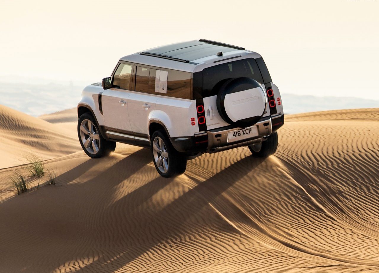 LAND ROVER DEFENDER 130, foto 31