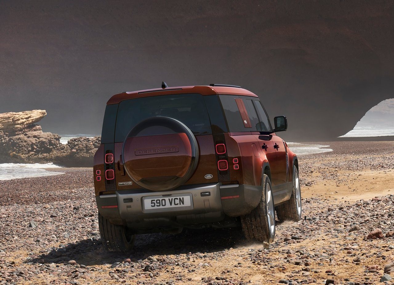 LAND ROVER DEFENDER 130, foto 35