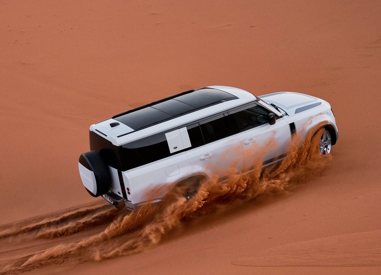 LAND ROVER DEFENDER 130, foto 39
