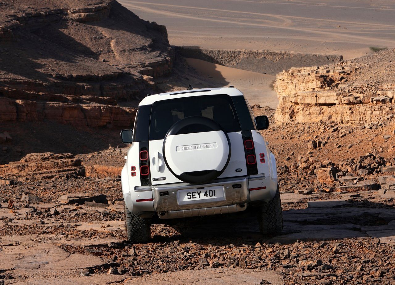 LAND ROVER DEFENDER 130, foto 46