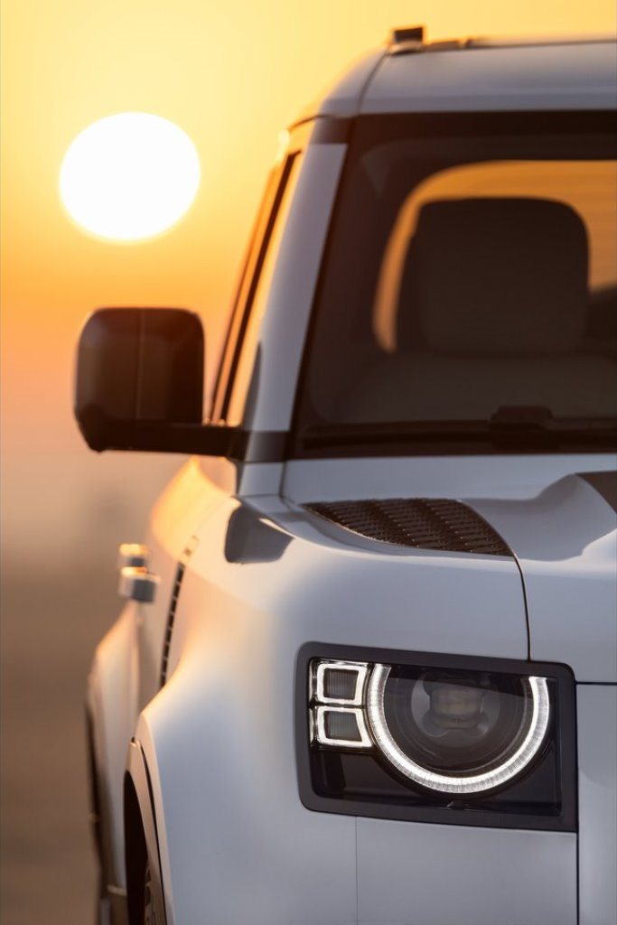 LAND ROVER DEFENDER 130, foto 90