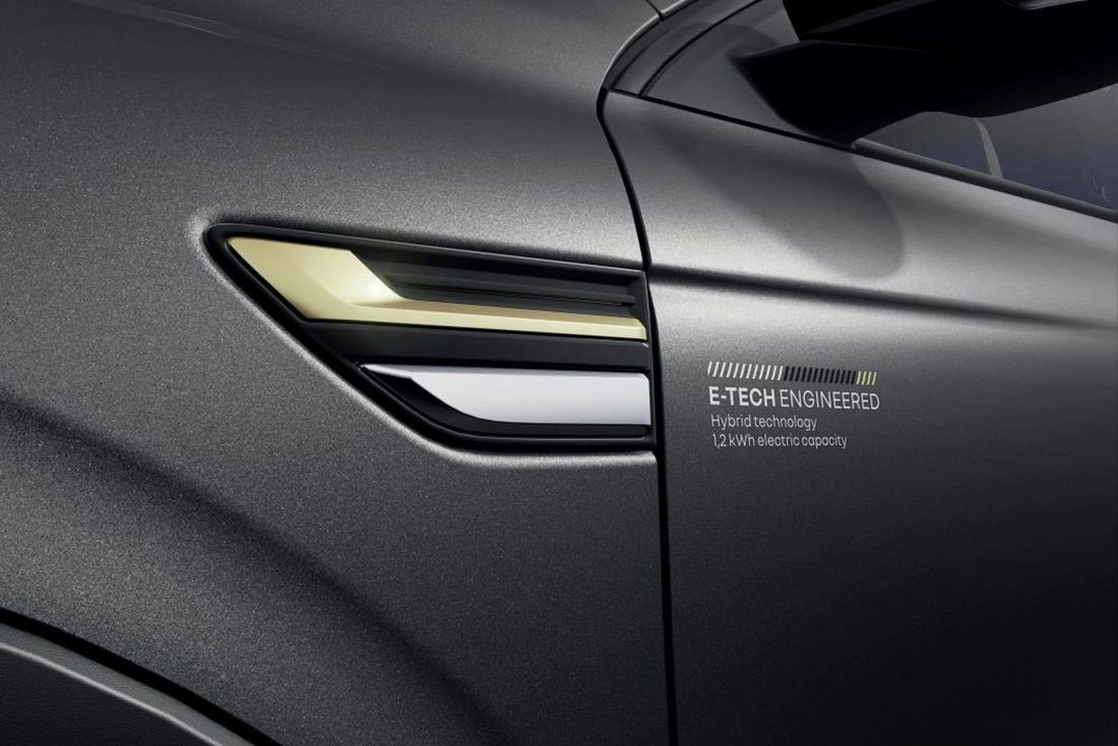 RENAULT ARKANA E-TECH ENGINEERED, foto 4