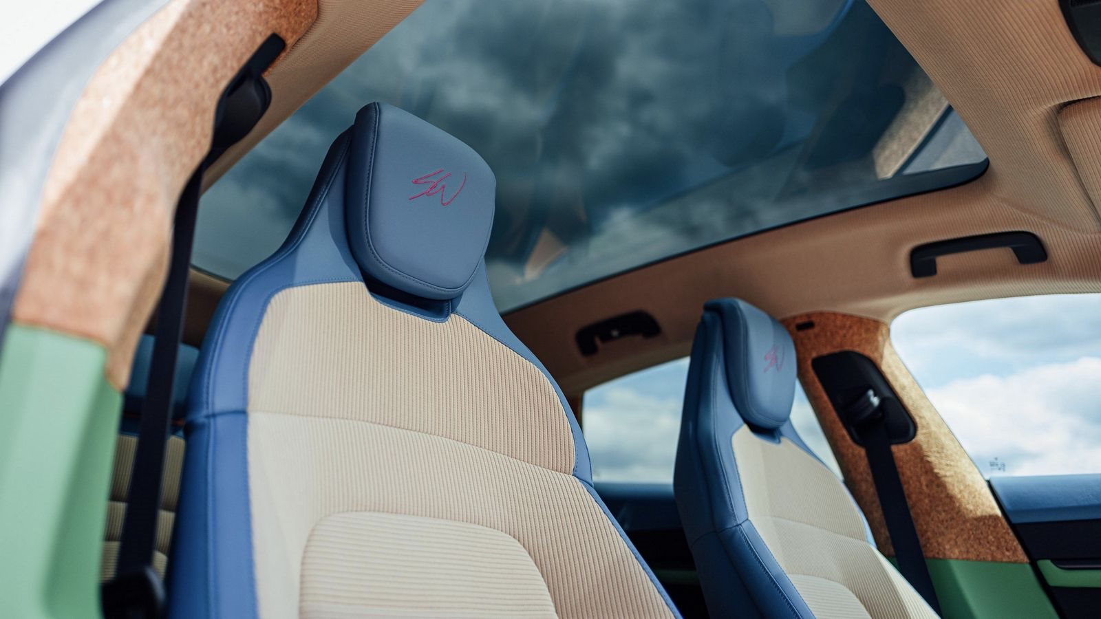 2022 - PORSCHE TAYCAN BY SEAN WOTHERSPOON, foto 6