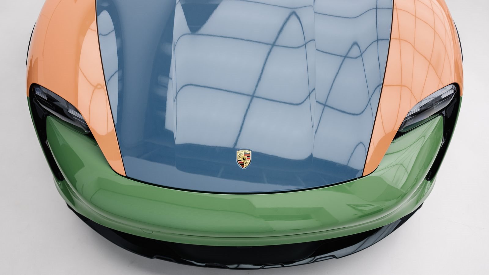 2022 - PORSCHE TAYCAN BY SEAN WOTHERSPOON, foto 10