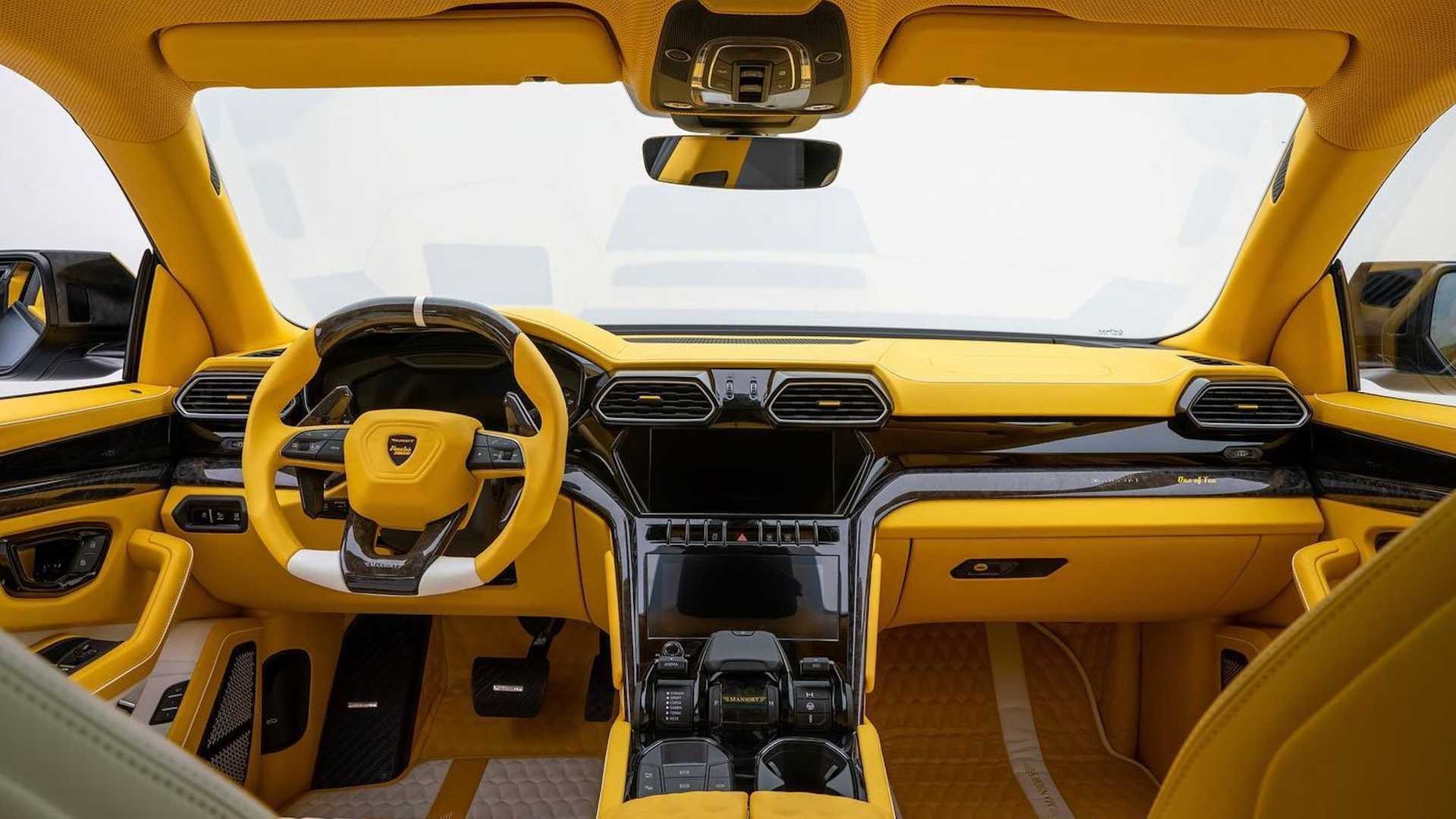 2022 - LAMBORGHINI URUS VENATUS BY MANSORY, foto 5
