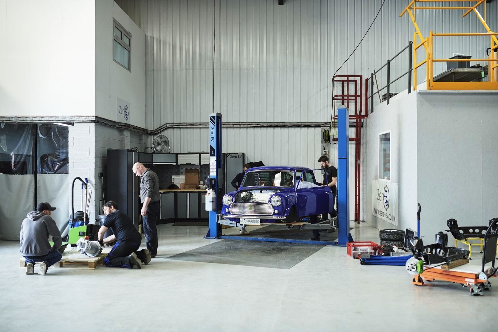 2022 - MINI RECHARGED BY PAUL SMITH, foto 17