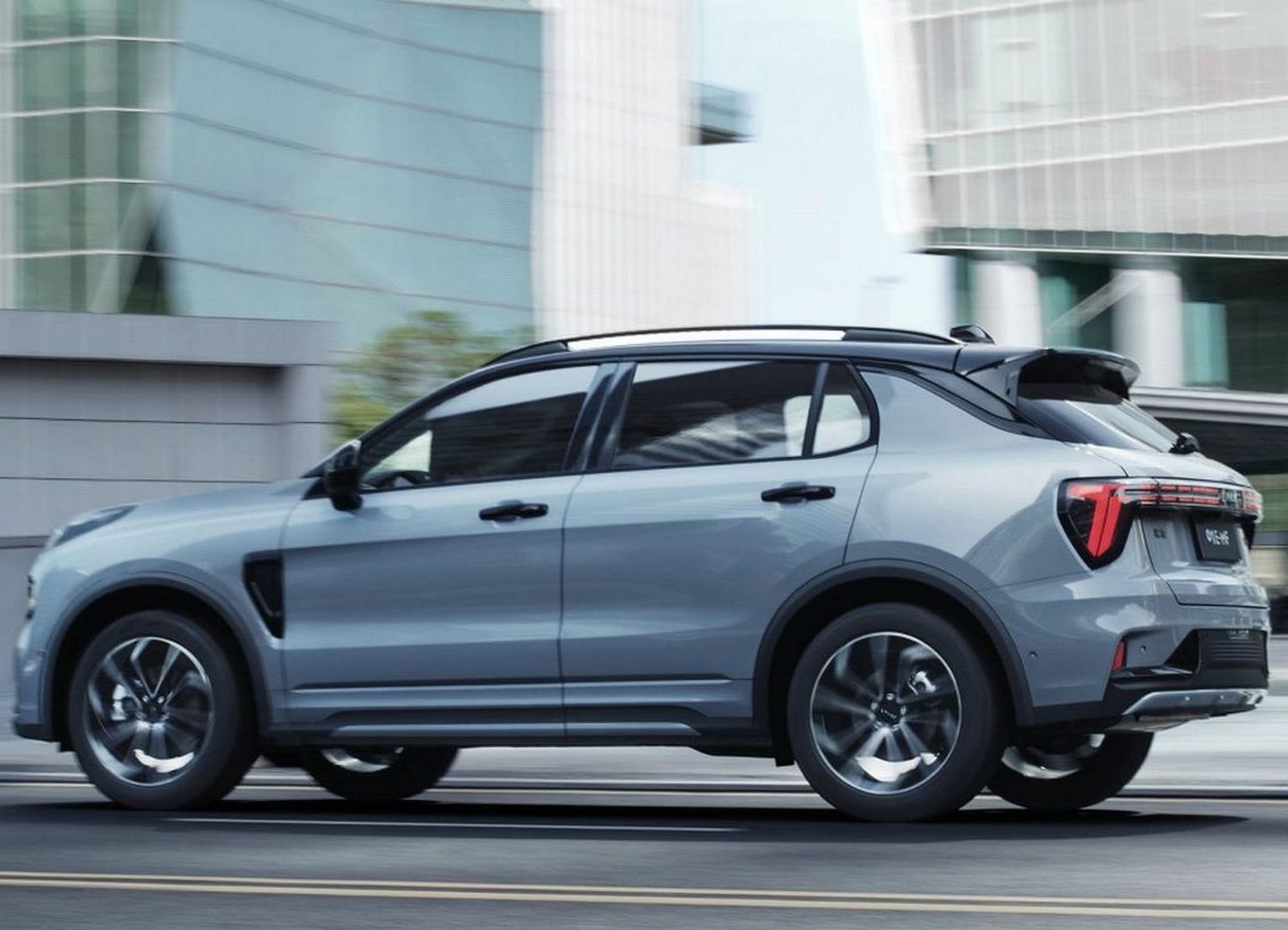 LYNK & CO 01, foto 29