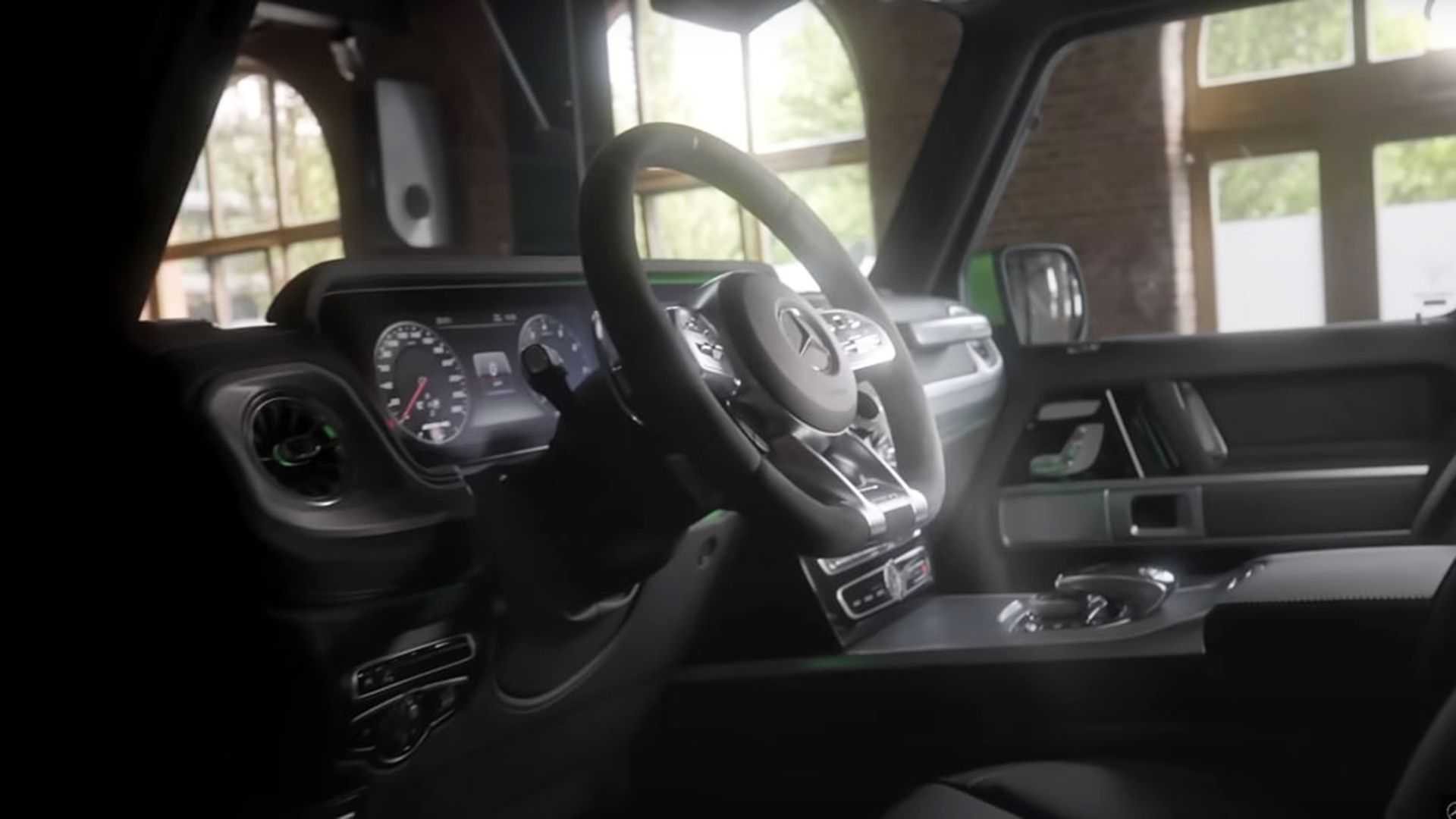 2022 - MERCEDES-AMG G 63 4X4², foto 21
