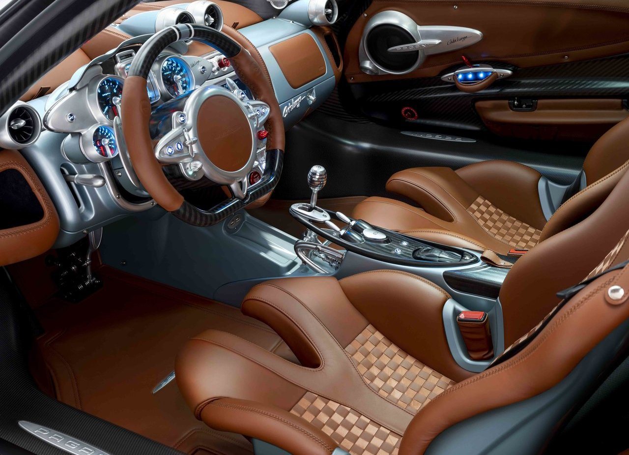 PAGANI HUAYRA CODALUNGA, foto 4