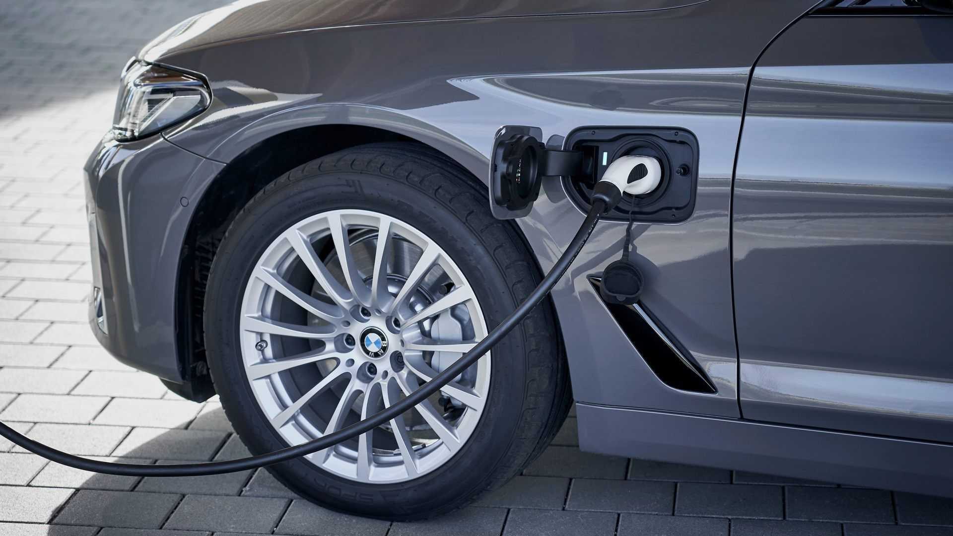 2022 - BMW 530e LUXURY, foto 7