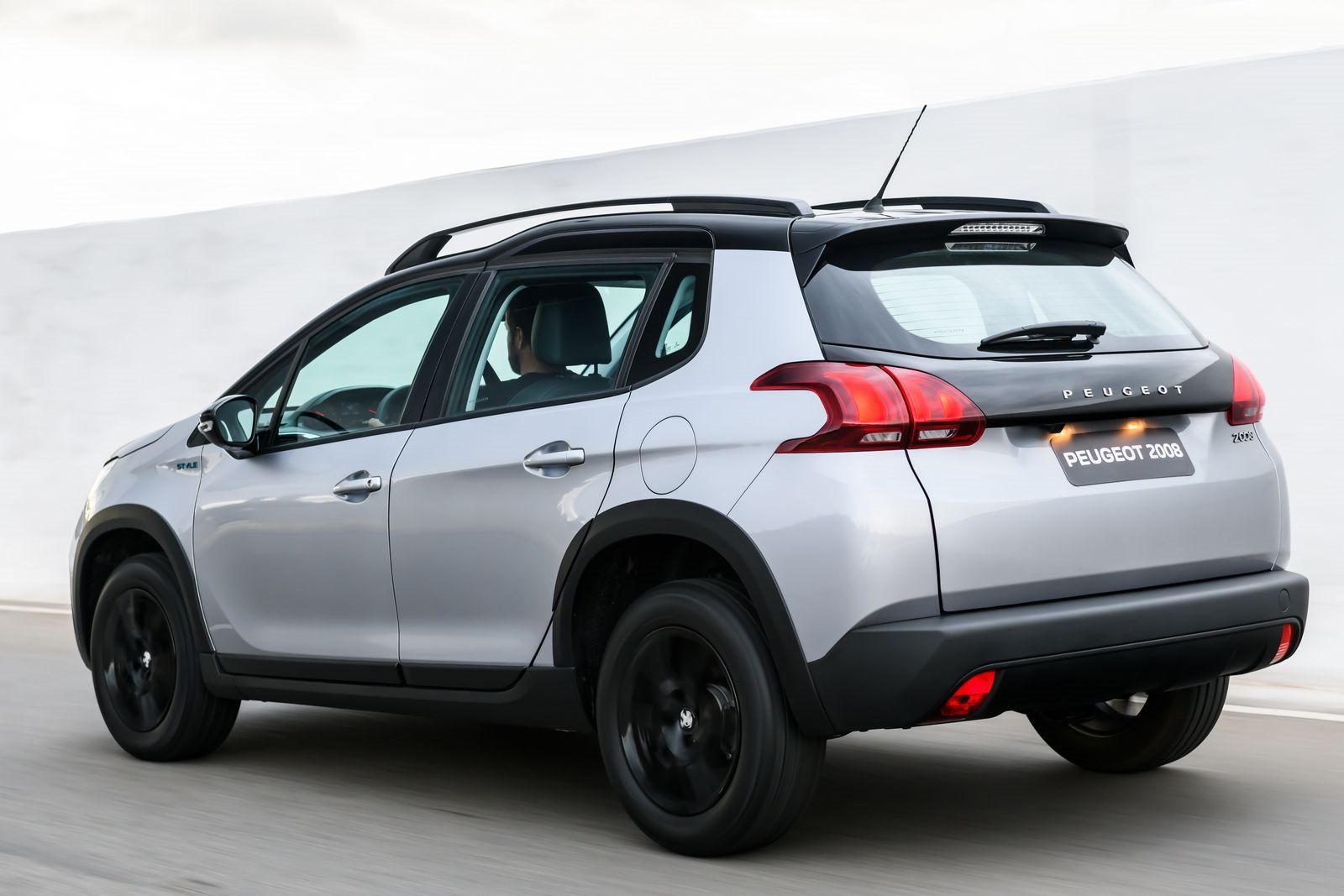PEUGEOT 2008, foto 10