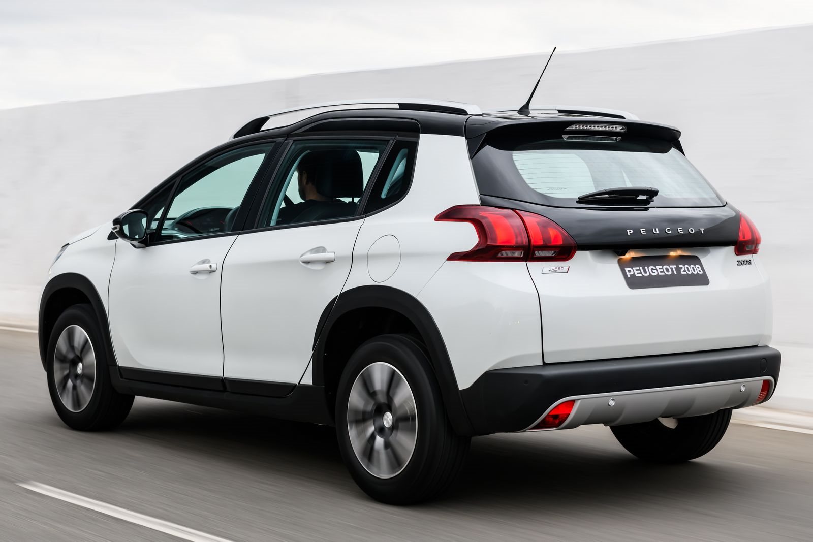 PEUGEOT 2008, foto 11