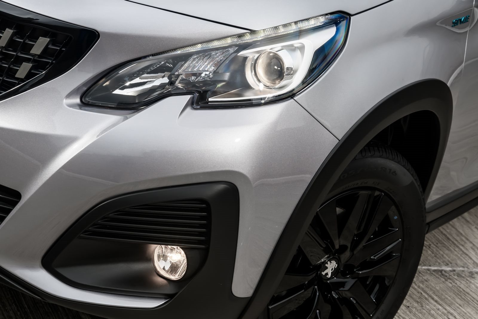 PEUGEOT 2008, foto 23