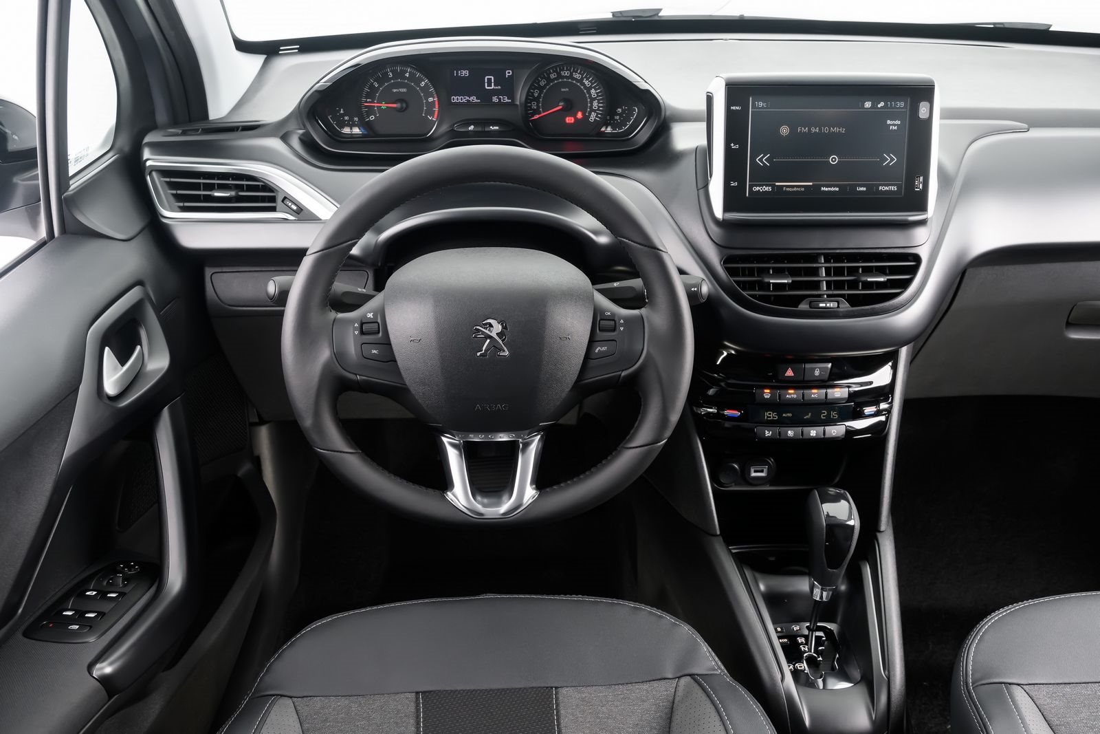PEUGEOT 2008, foto 35