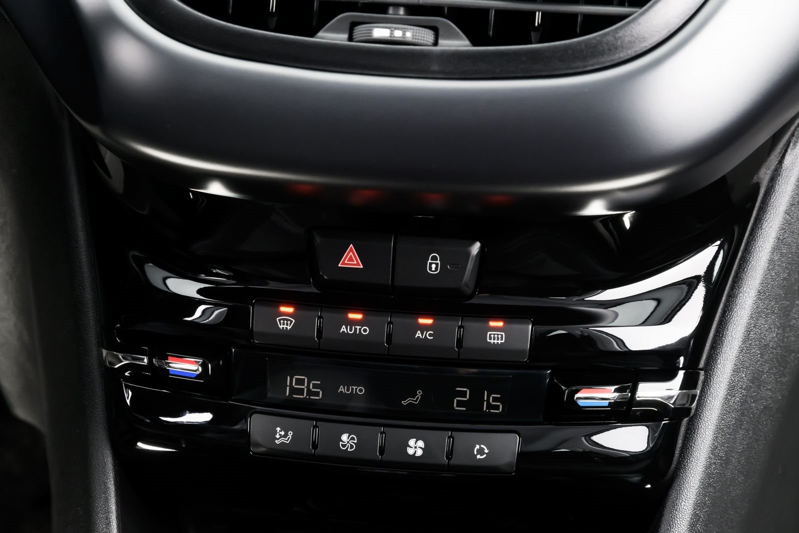 PEUGEOT 2008, foto 36