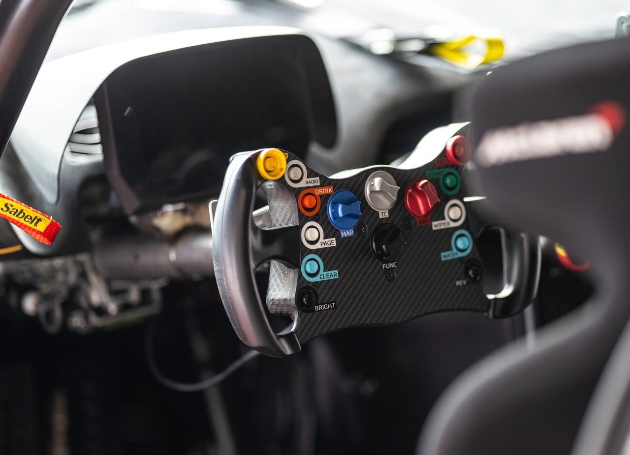 McLAREN ARTURA GT4, foto 4