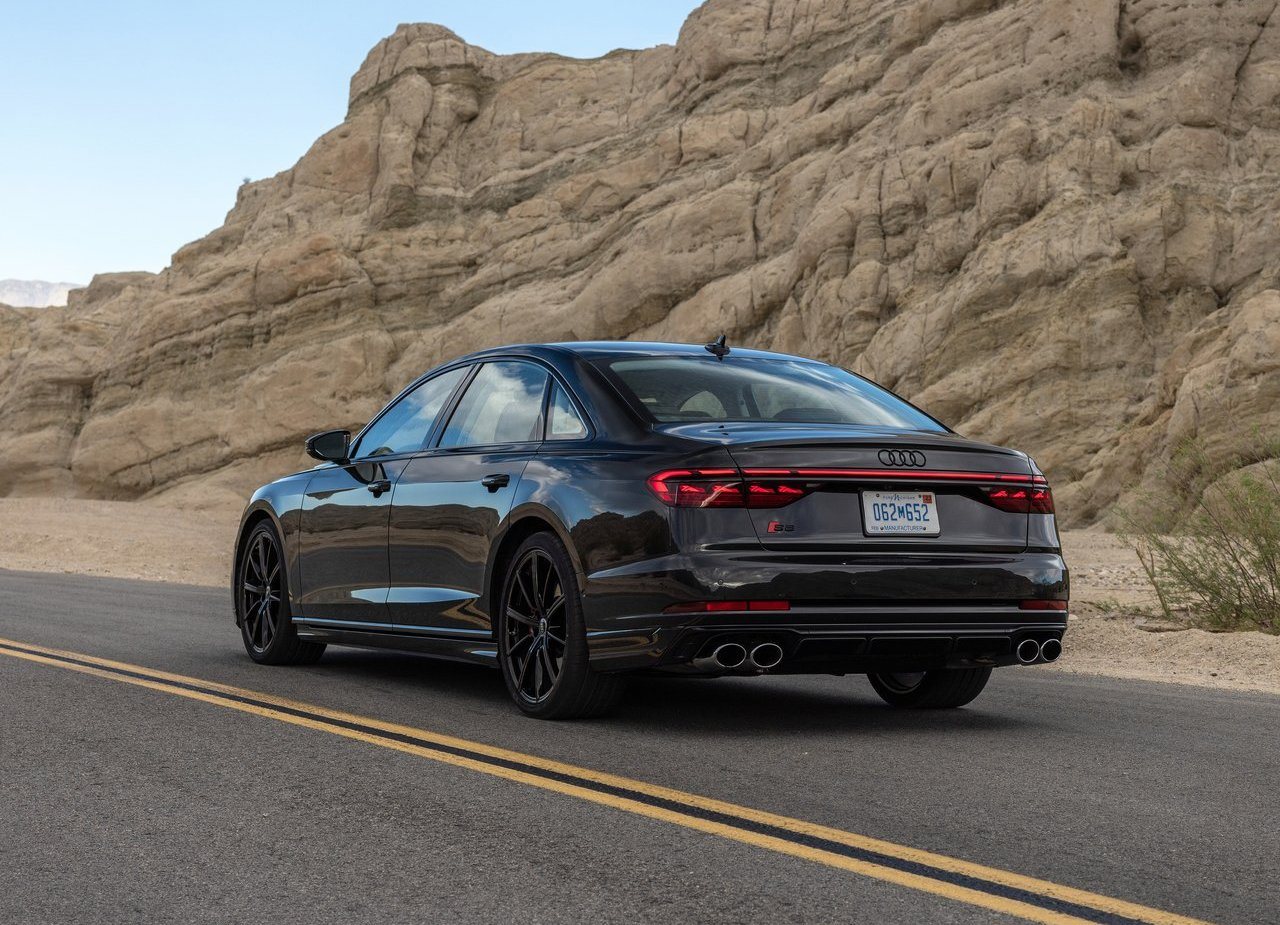 2022 - AUDI S8 US VERSION, foto 24