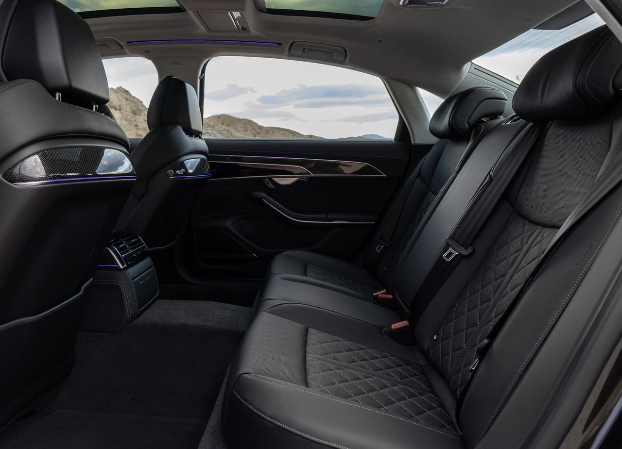 2022 - AUDI S8 US VERSION, foto 39