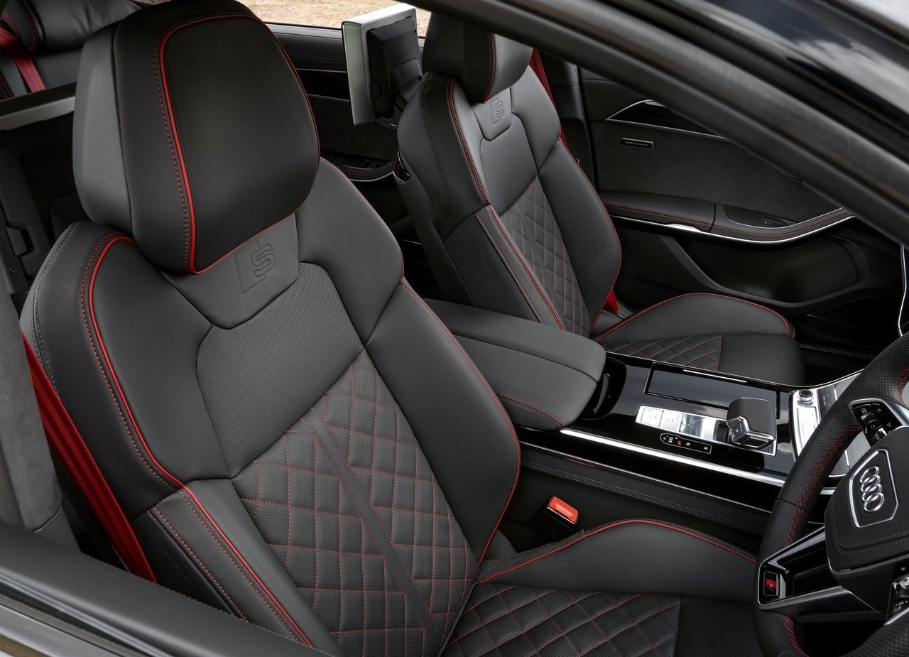 2022 - AUDI S8 UK VERSION, foto 18