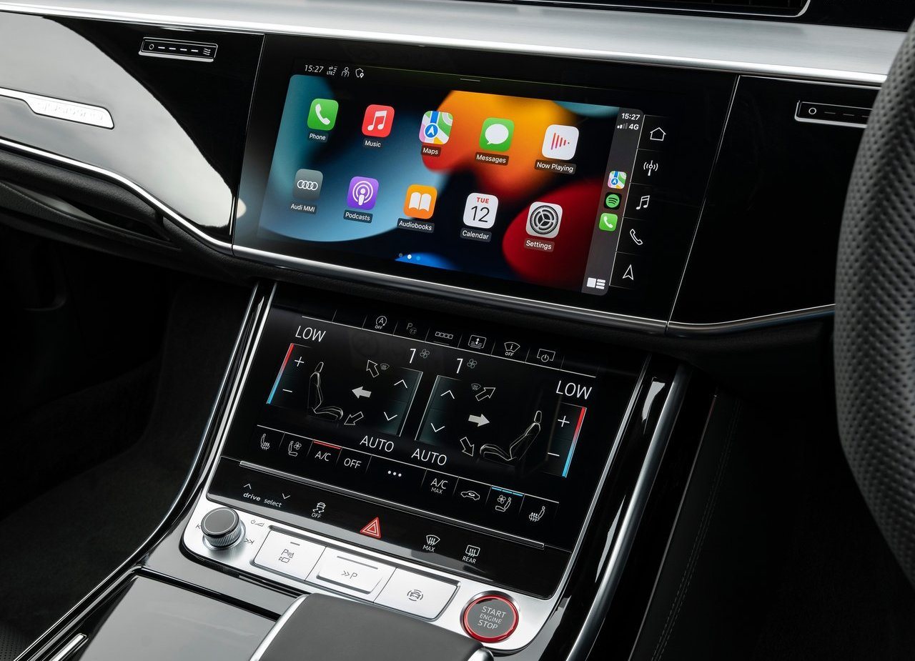 2022 - AUDI S8 UK VERSION, foto 25