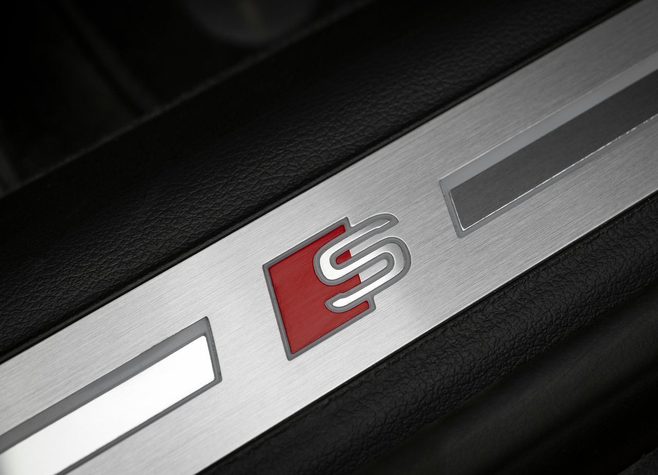 2022 - AUDI S8 UK VERSION, foto 42