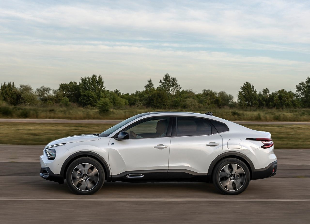 2023 - CITROËN C4 X & ë-C4 X, foto 12