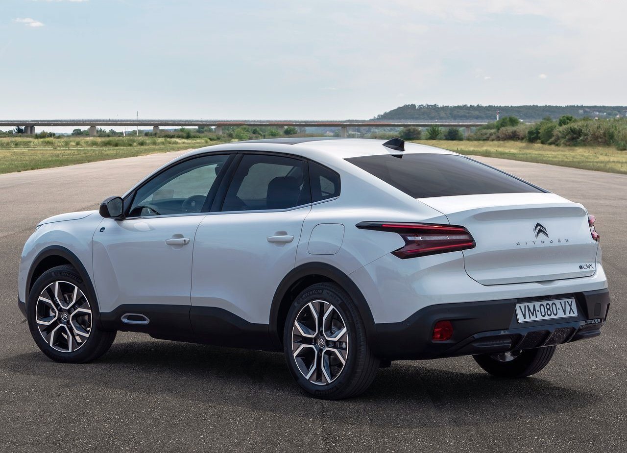 2023 - CITROËN C4 X & ë-C4 X, foto 14