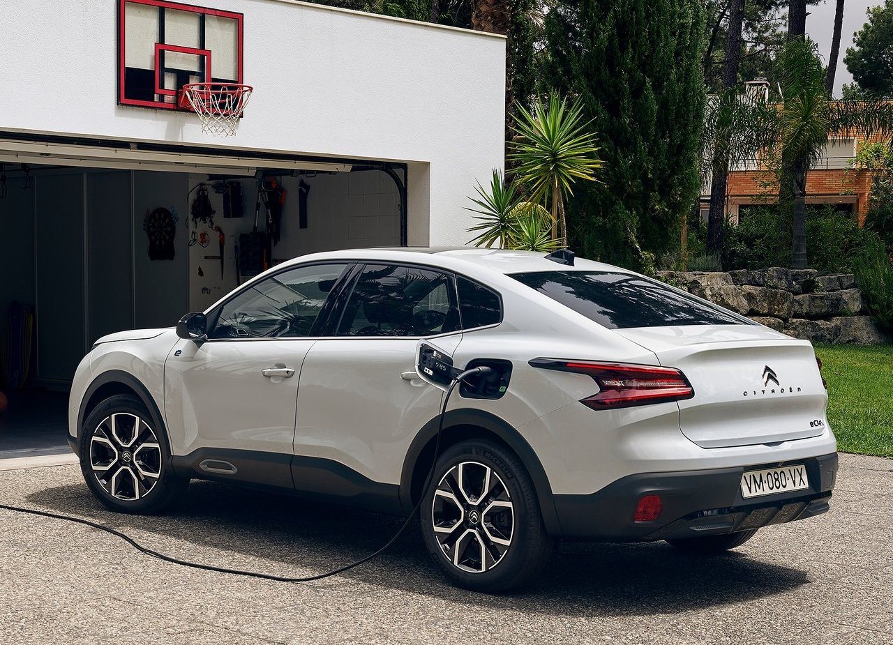 2023 - CITROËN C4 X & ë-C4 X, foto 16