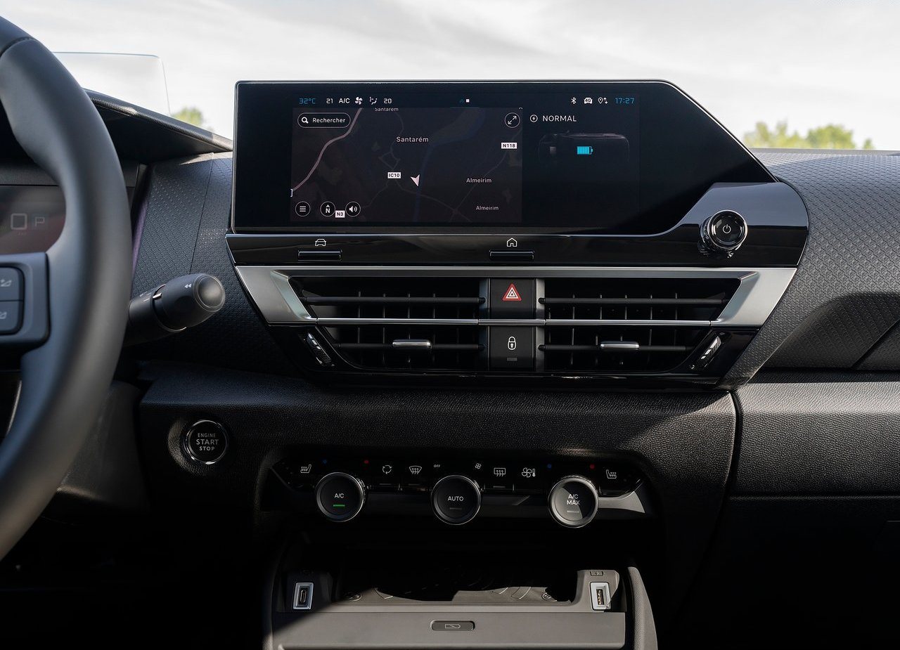 2023 - CITROËN C4 X & ë-C4 X, foto 35