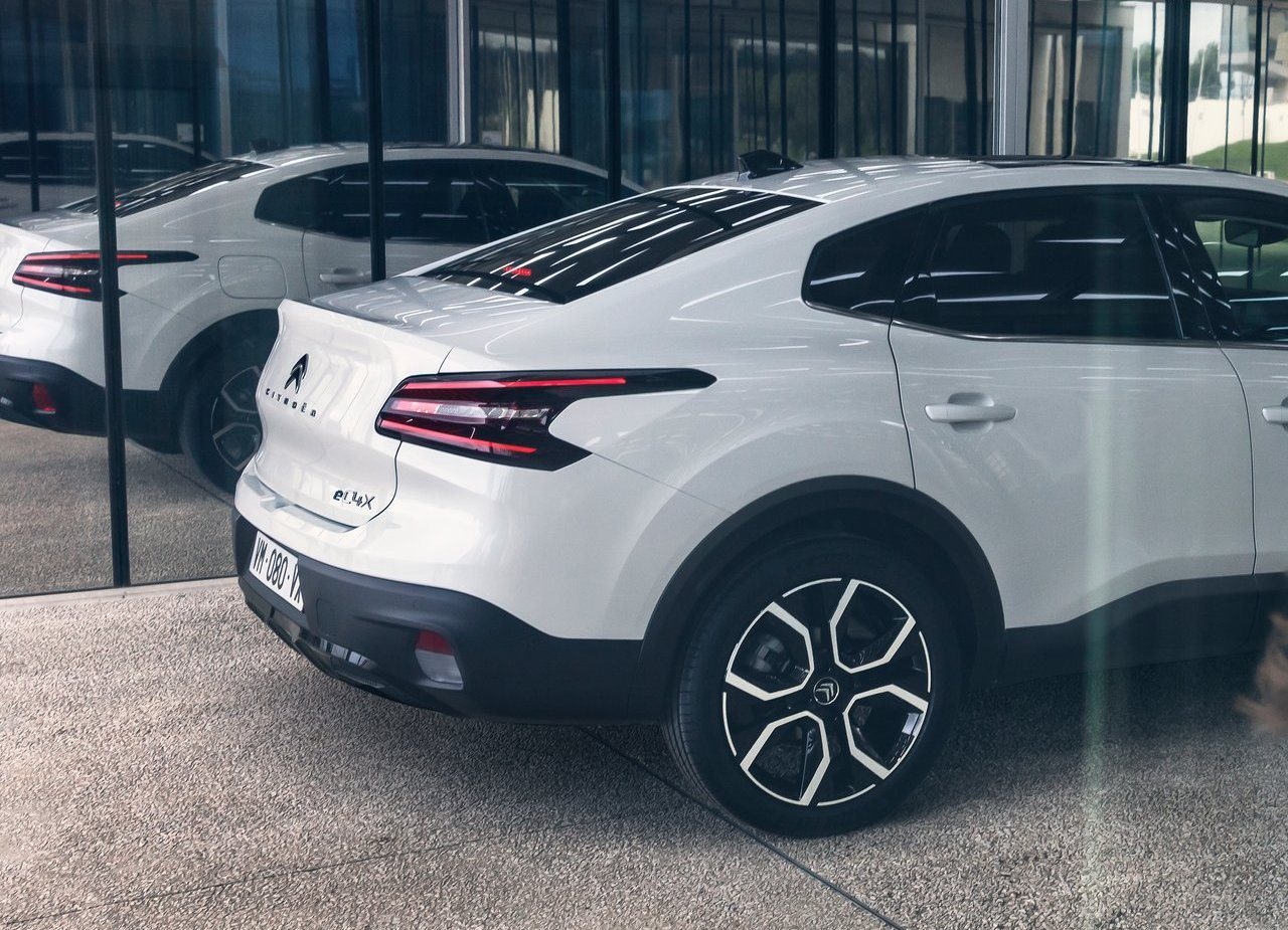 2023 - CITROËN C4 X & ë-C4 X, foto 48