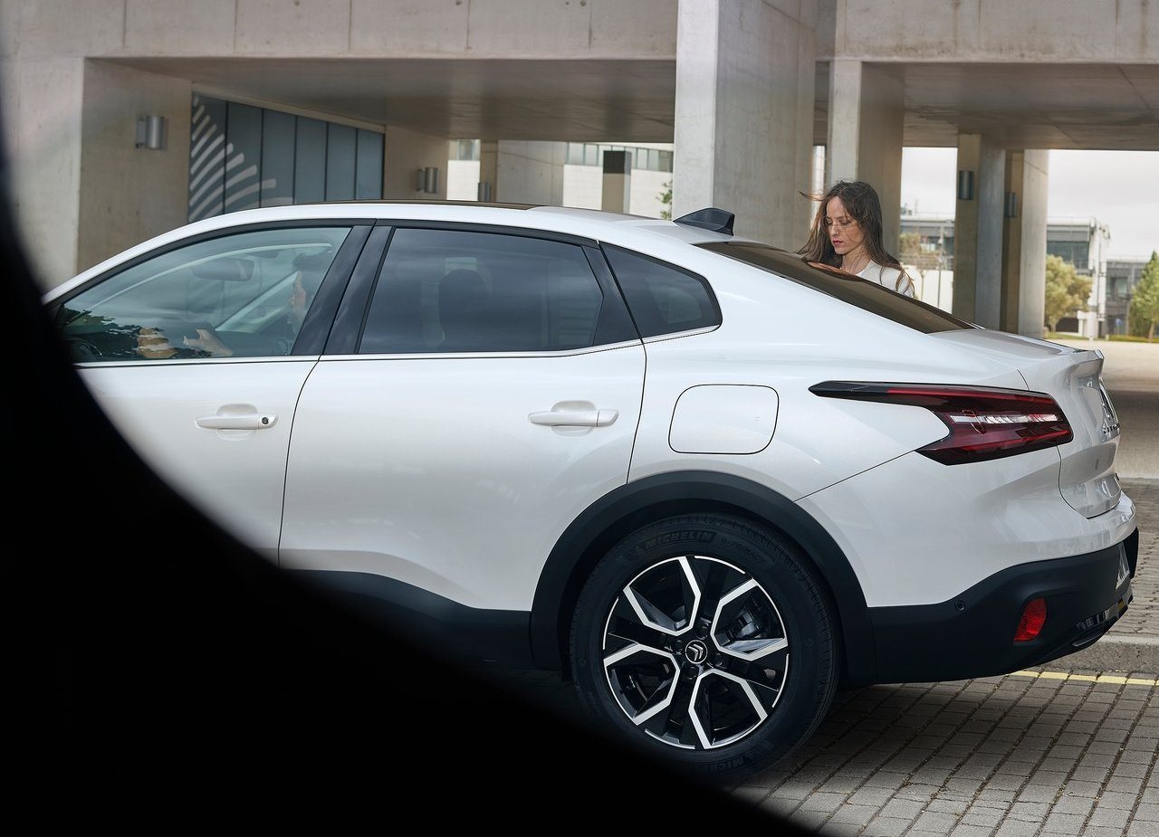 2023 - CITROËN C4 X & ë-C4 X, foto 51